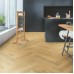 ПВХ плитка для пола Quick-Step Vinyl Flex Herringbone  Дуб осенний медовый  коллекция Pristine SGHBC20333