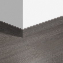 Виниловый плинтус Quick-Step Шелковый темно-серый дуб (Silk Oak dark grey) QSVSKRA40060 (BAGP40060 / BACL40060 / RBACL40060)